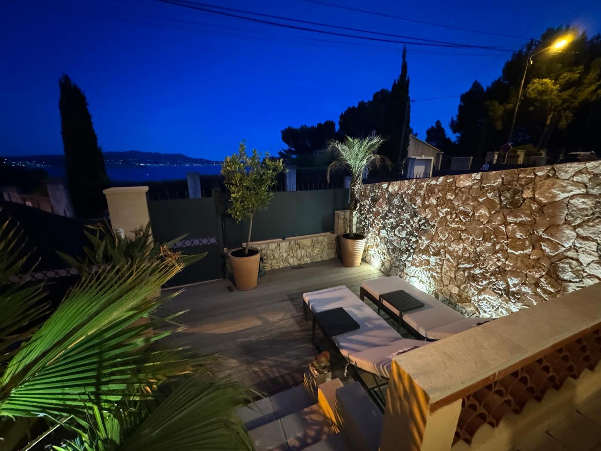 סנרי-סור-מר Confortable T2 Vue Mer Avec Terrasse Amenagee Et Parking Prive, Plage Et Port A Pied מראה חיצוני תמונה