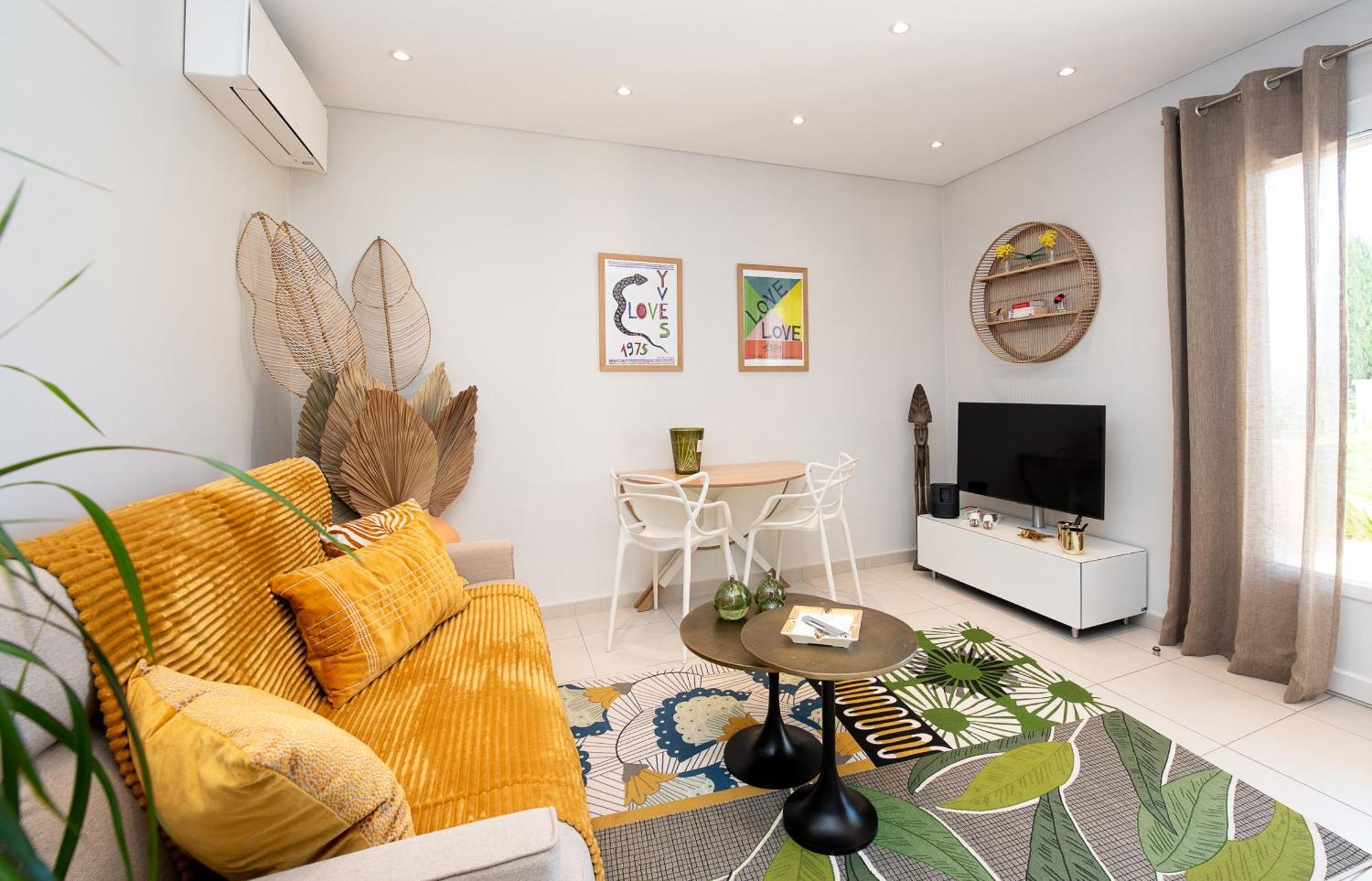 סנרי-סור-מר Confortable T2 Vue Mer Avec Terrasse Amenagee Et Parking Prive, Plage Et Port A Pied מראה חיצוני תמונה